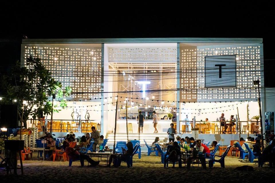 Tawaen Beach Resort Larn-sziget Kültér fotó