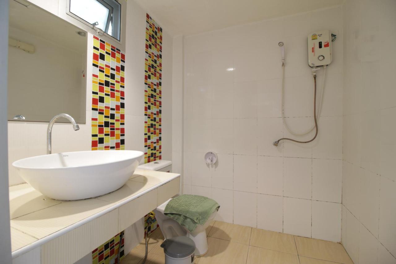 Tawaen Beach Resort Larn-sziget Kültér fotó